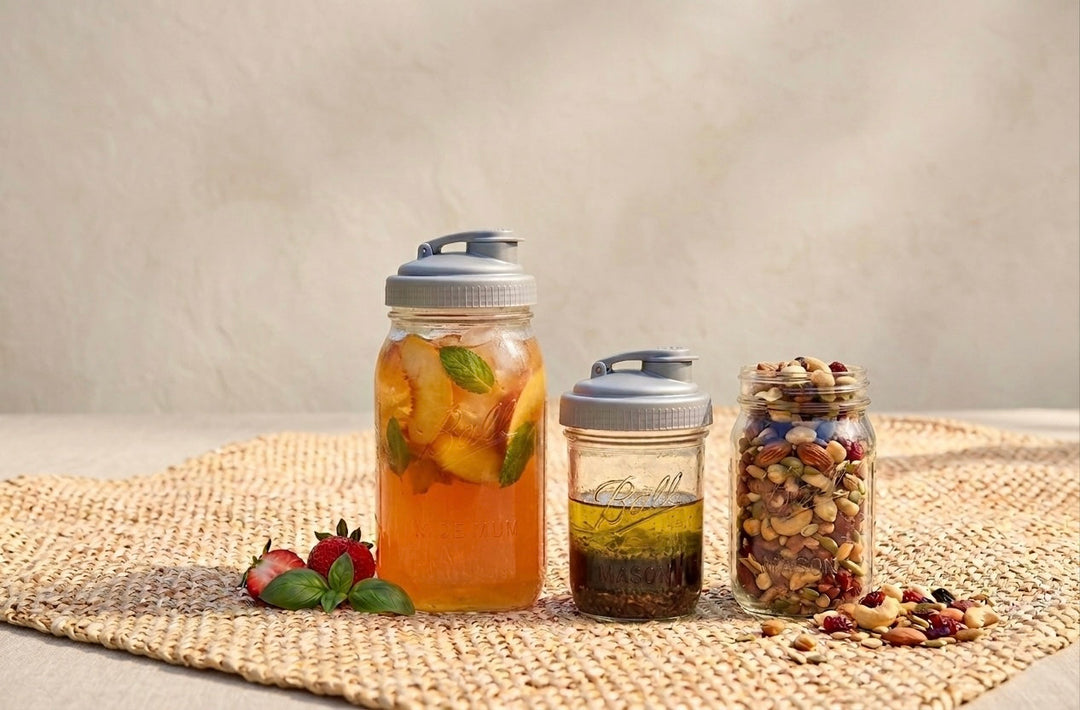 How to Pack a Summer Picnic with Mason Jars (And Skip the Single-Use Plastic)
