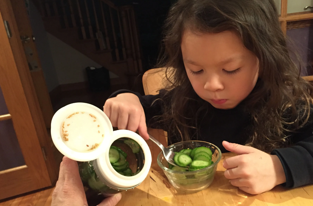 Taiwanese Cucumber Salad (Quick, Crunchy, 5-Minute Recipe)