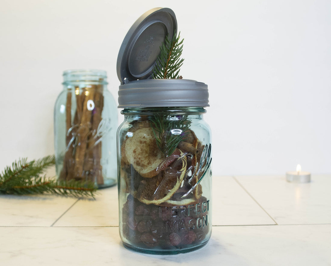 Giftable Potpourri in a Mason Jar